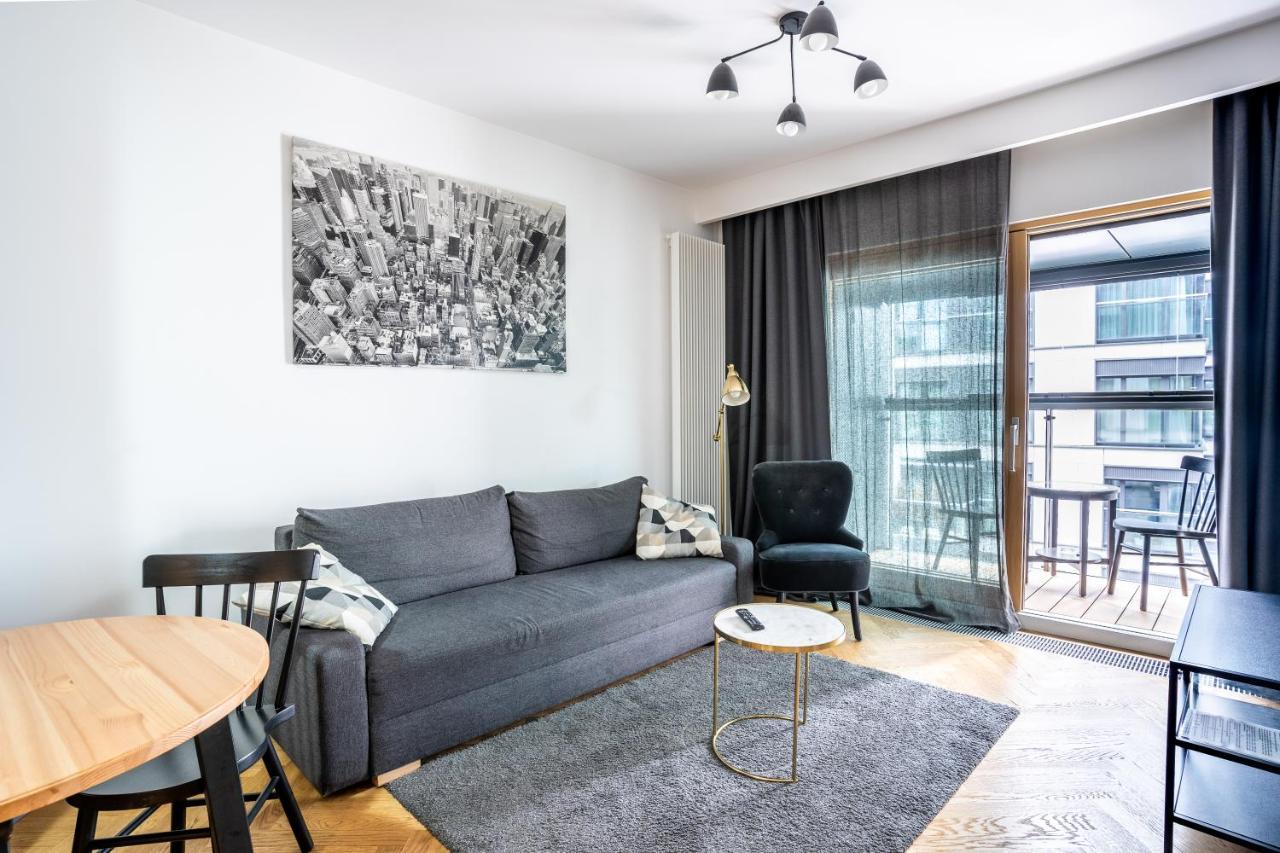 Vipwarsawapartments Onyx Mennica Residence Kültér fotó