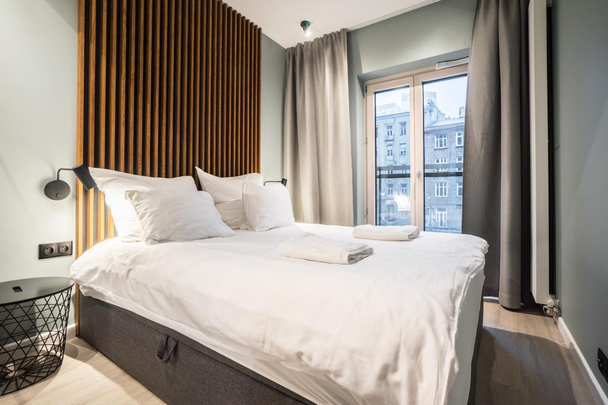 Vipwarsawapartments Onyx Mennica Residence Kültér fotó