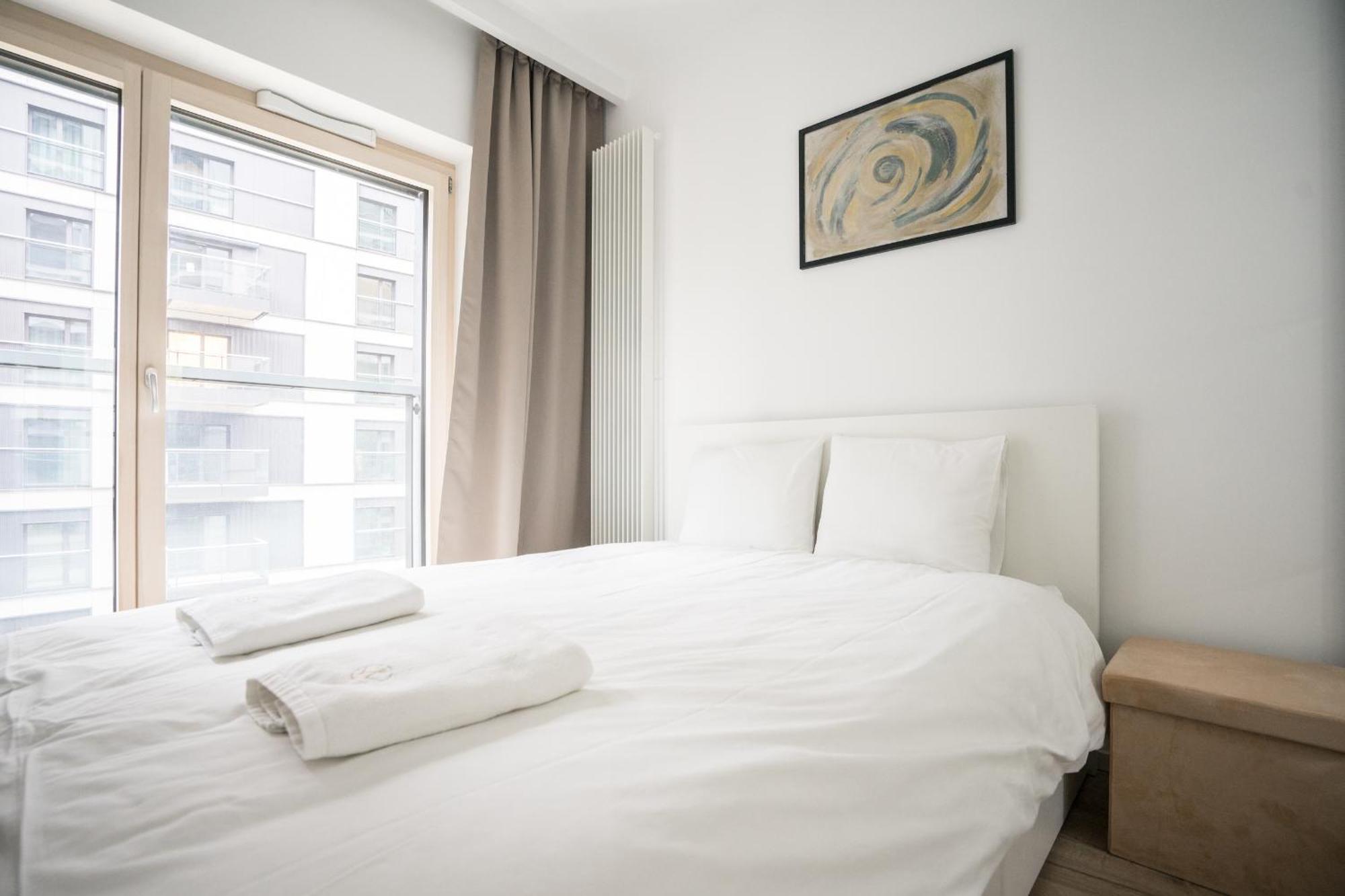 Vipwarsawapartments Onyx Mennica Residence Kültér fotó