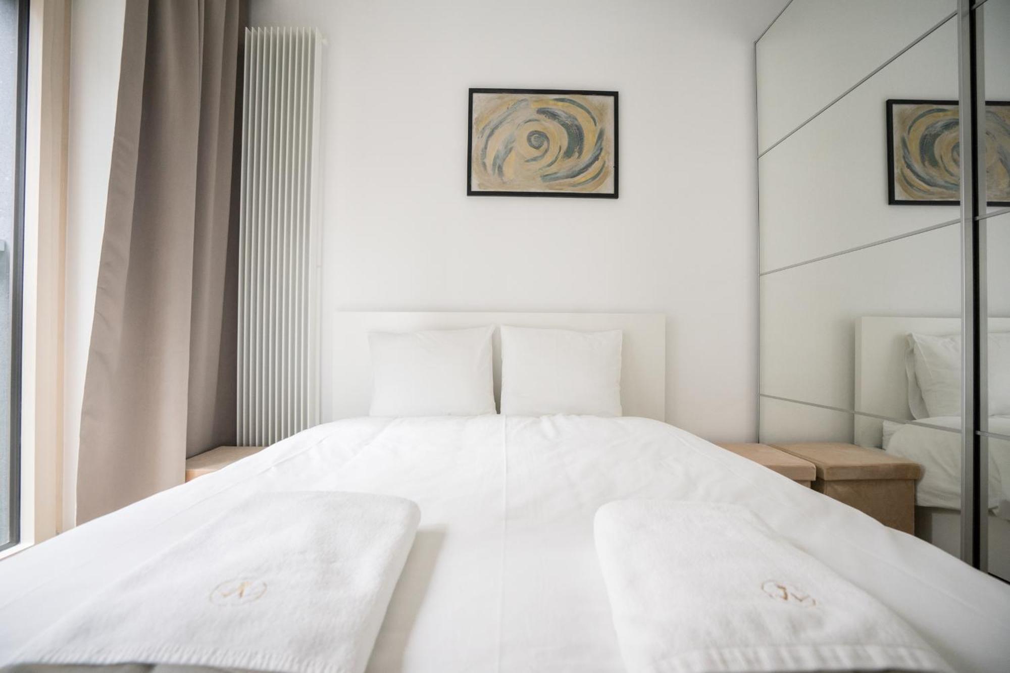 Vipwarsawapartments Onyx Mennica Residence Kültér fotó