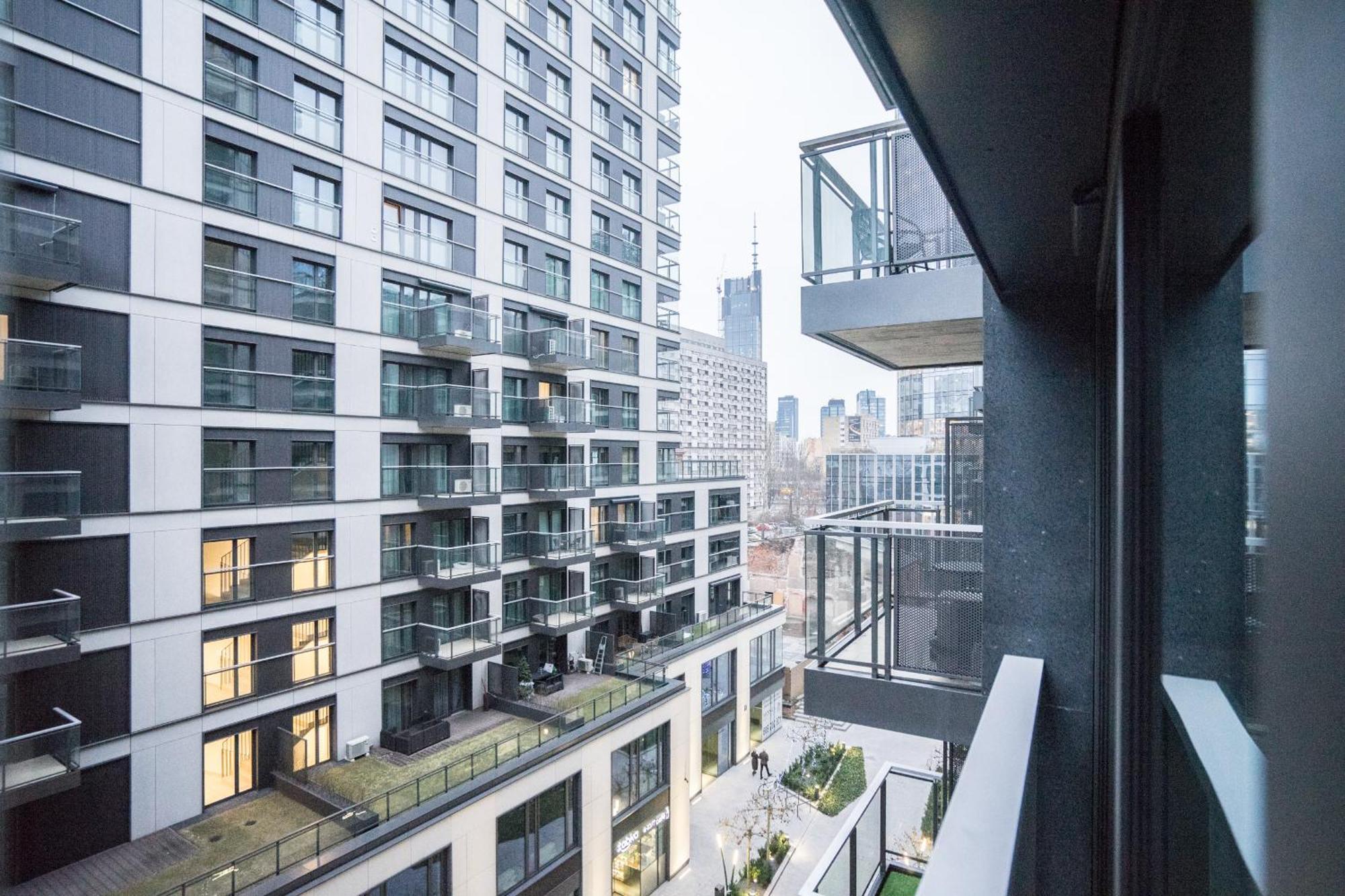 Vipwarsawapartments Onyx Mennica Residence Kültér fotó