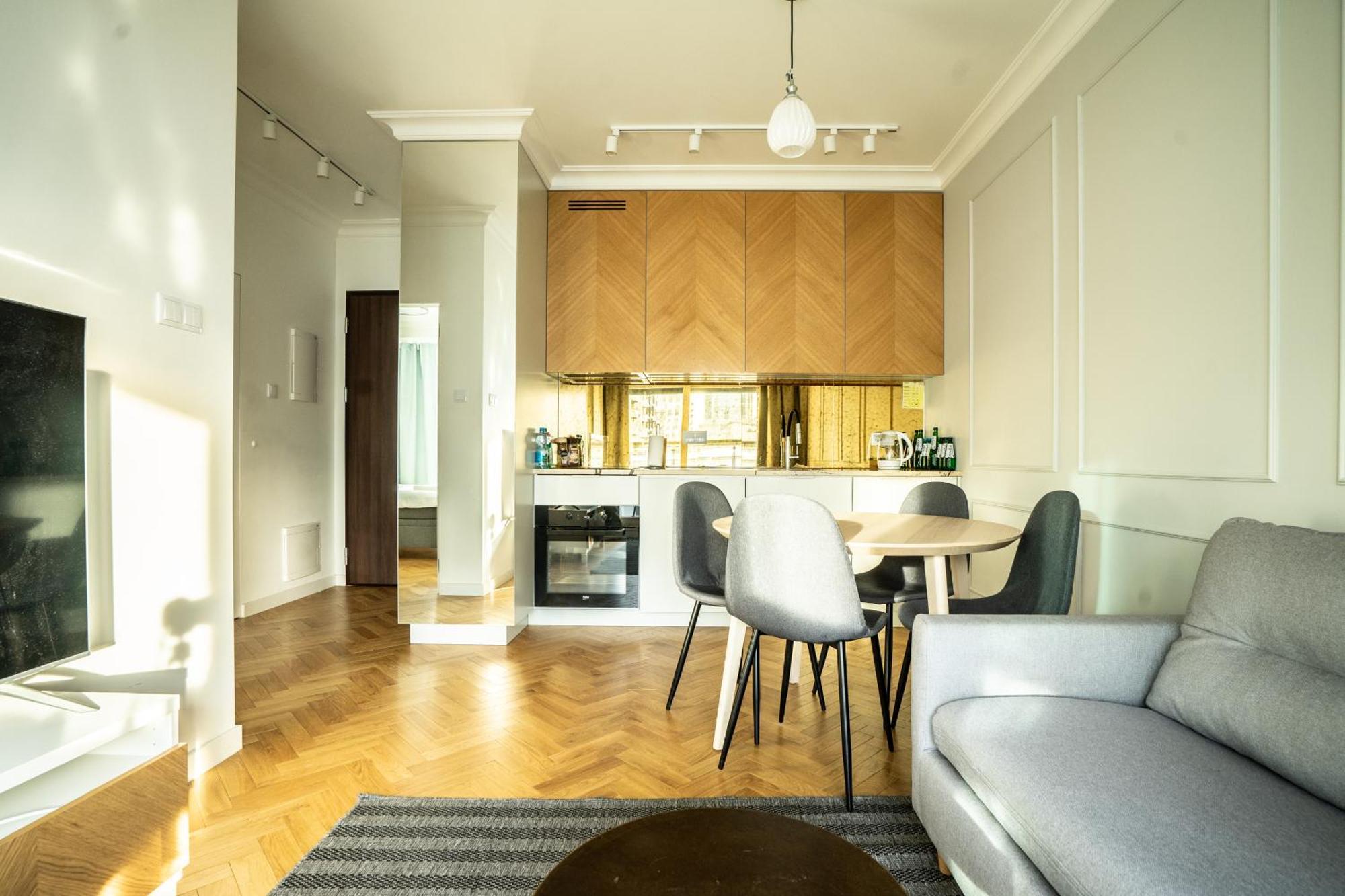 Vipwarsawapartments Onyx Mennica Residence Kültér fotó