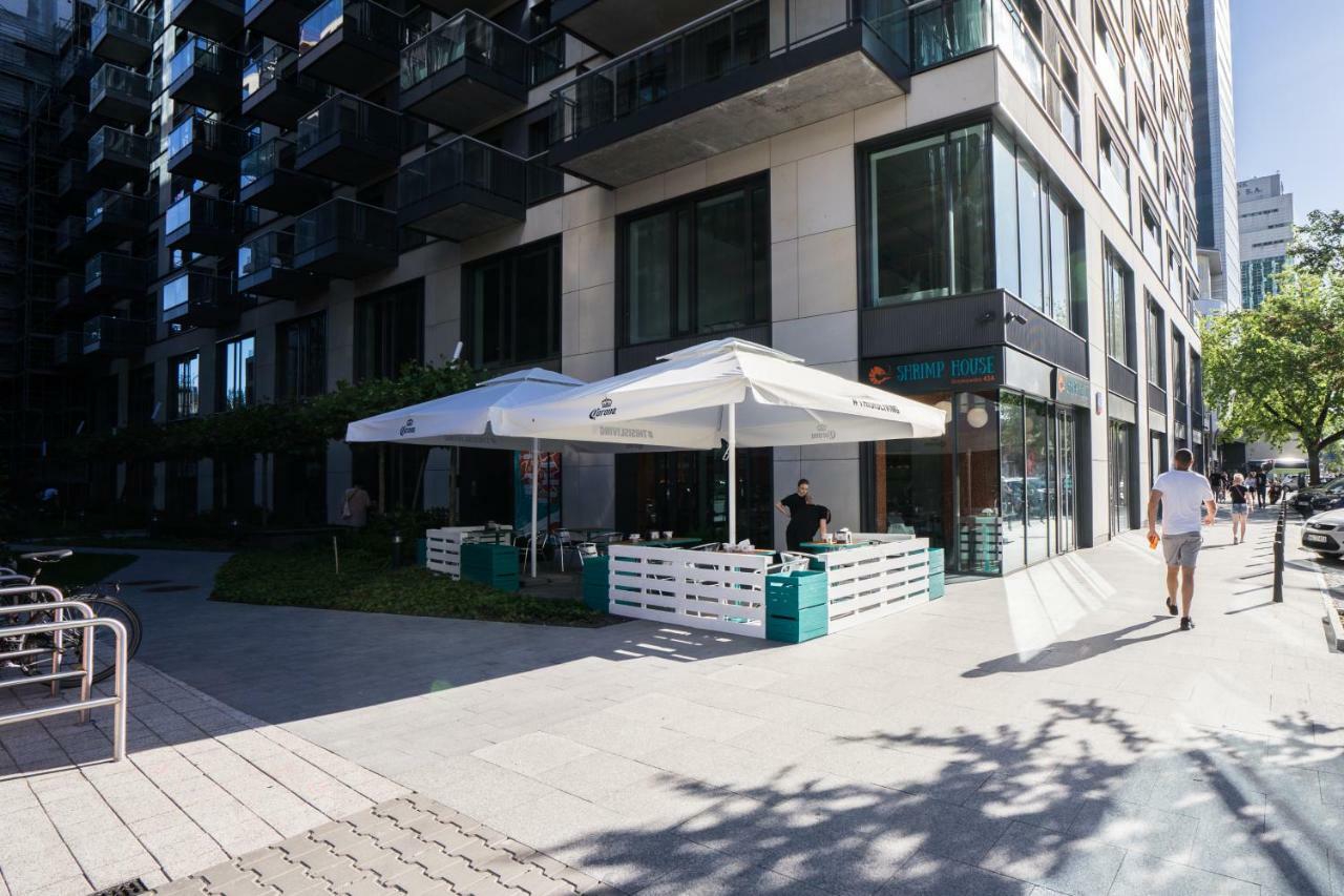 Vipwarsawapartments Onyx Mennica Residence Kültér fotó